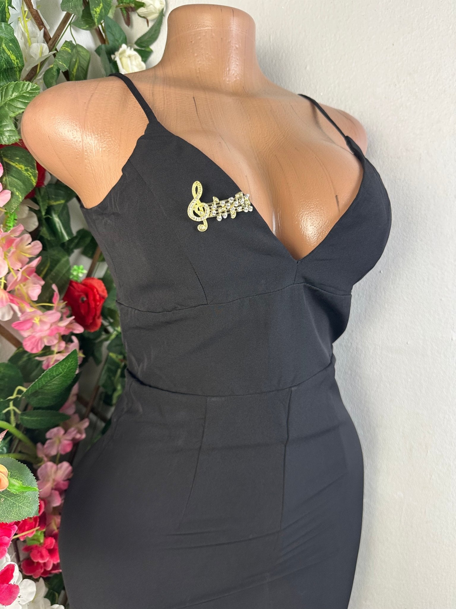 Robe moulante à fine bretelles dos - nu - Perluna Store - kinshasa