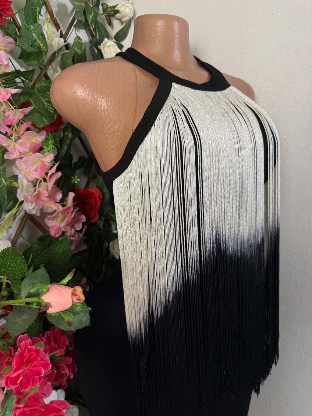 Robe moulante à fine bretellles décollectée - Perluna Store