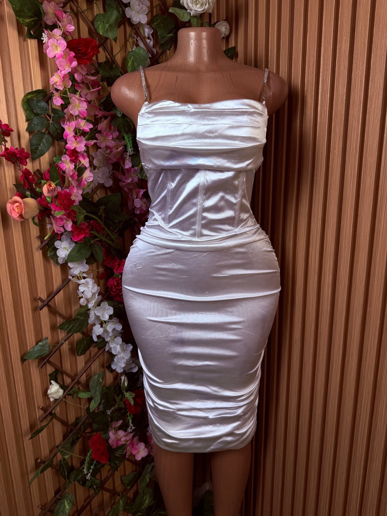 Robe moulante à fines bretelles dod - nu - Perluna Store - kinshasa