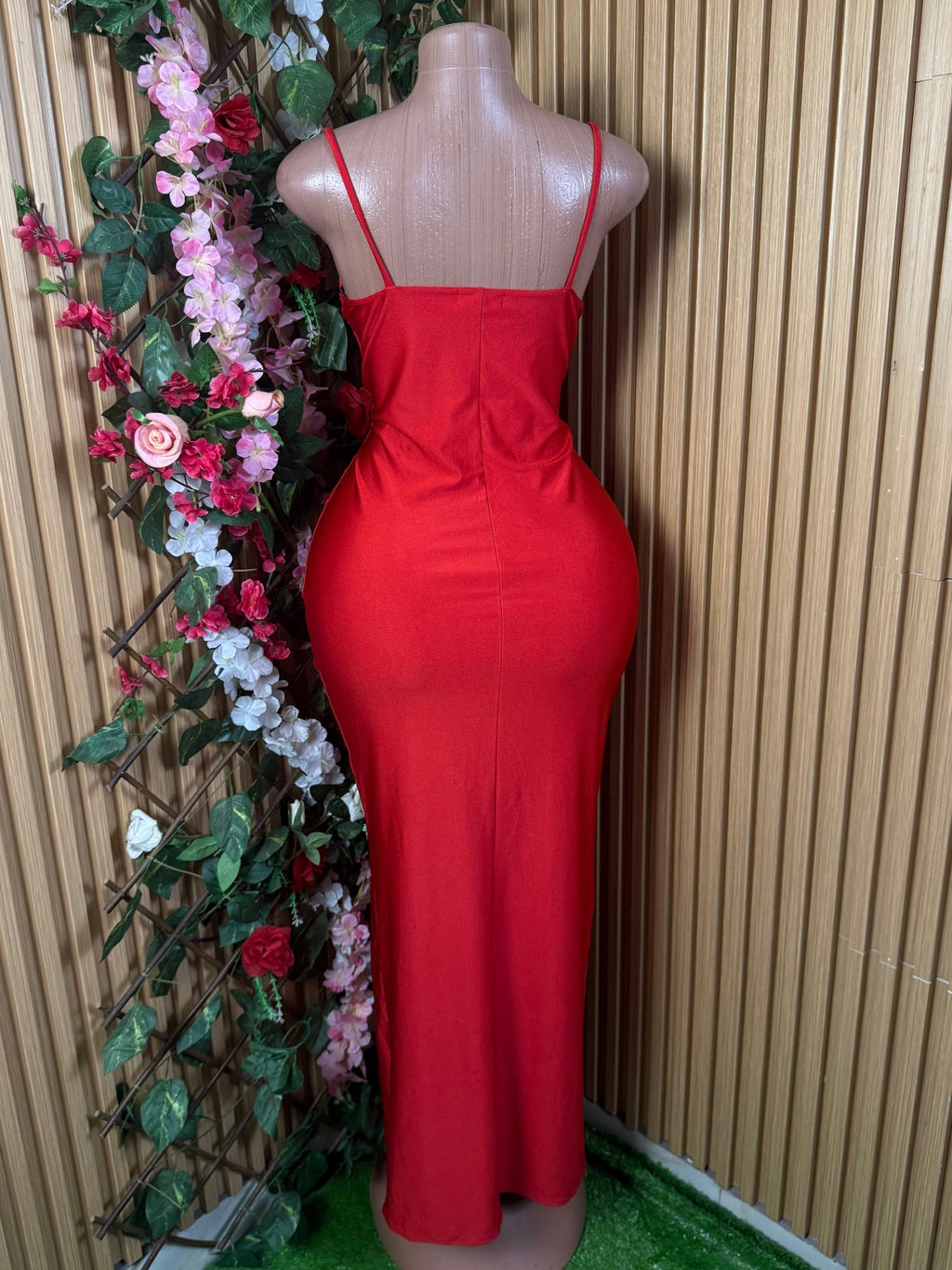 Robe moulante à fines bretelles dos-nu - Perluna Store