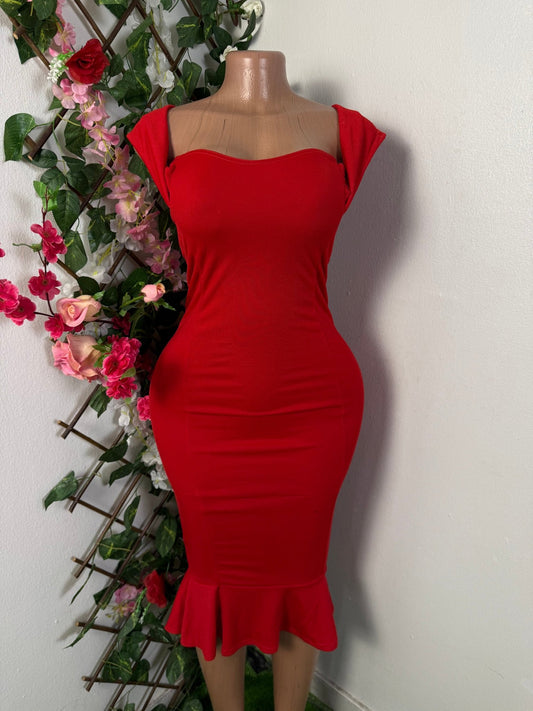 Robe moulante a ourlet décolleté bateau - Perluna Store - kinshasa