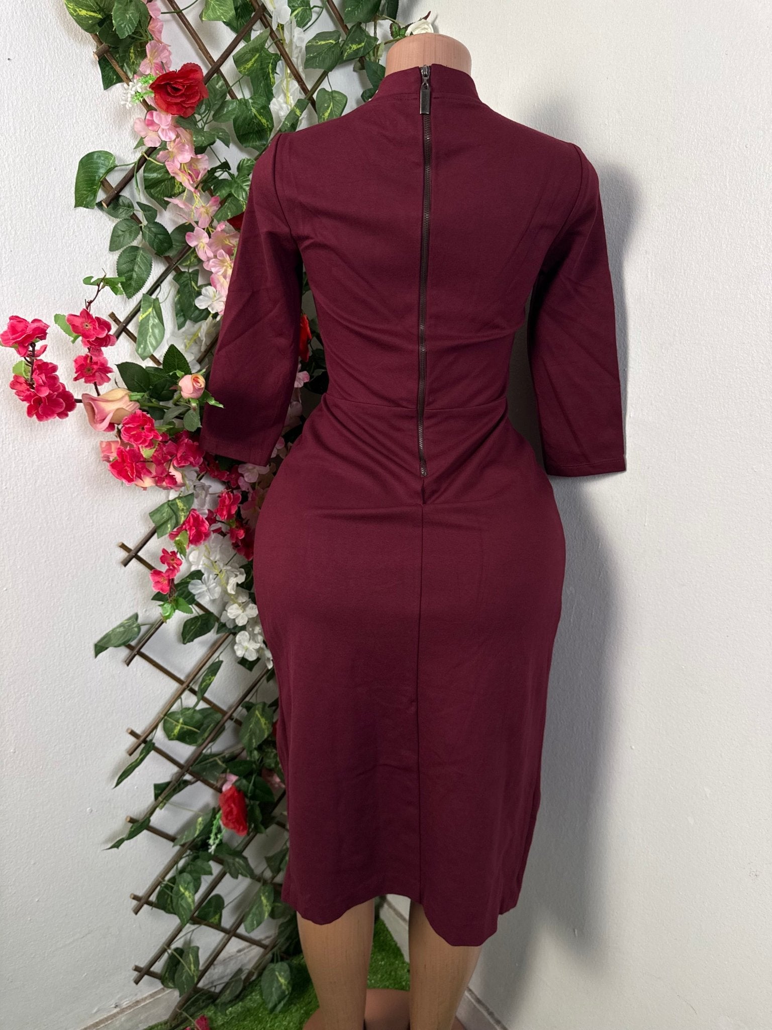 Robe moulante à pente asymétrique  - Perluna Store - kinshasa