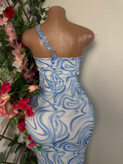 Robe moulante à une bretelle  - Perluna Store - kinshasa