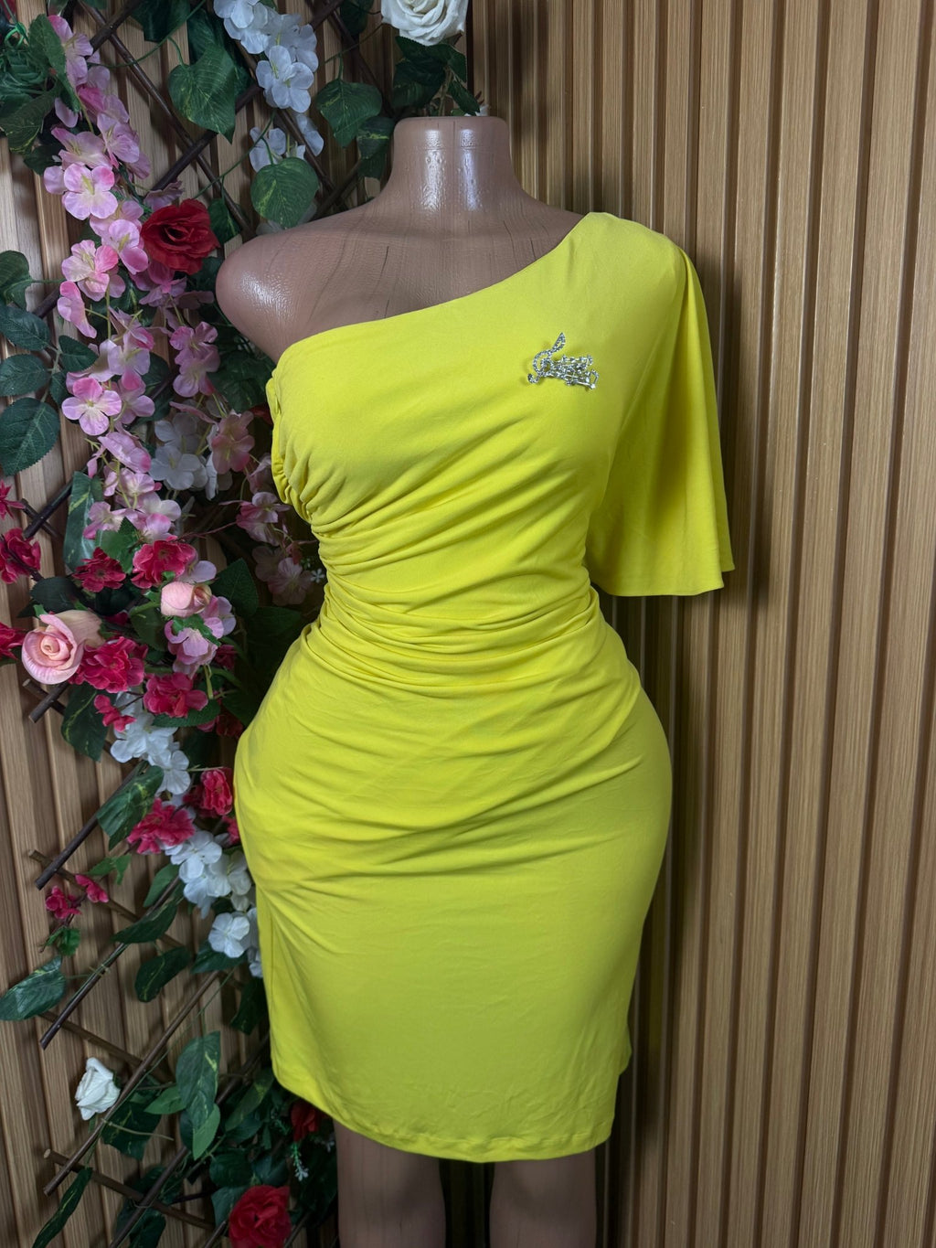 Robe moulante à une seule manches décolletée - Perluna Store