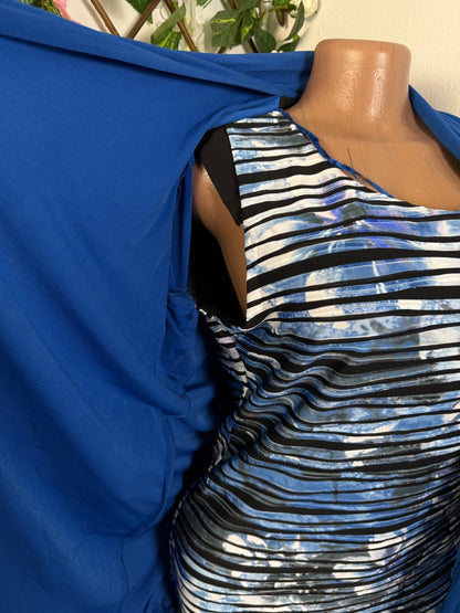 Robe moulante avec par - dessus  - Perluna Store - kinshasa