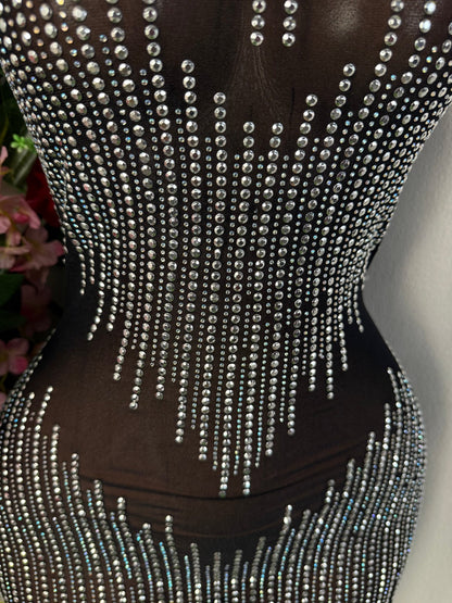 Robe moulante brodé de pierre - Perluna Store - kinshasa