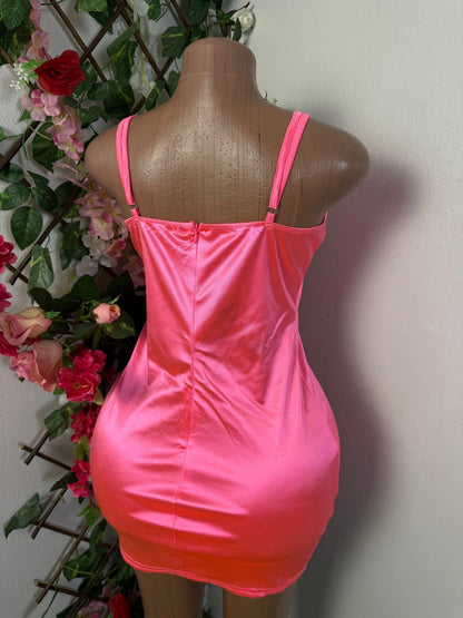 Robe moulante courte  - Perluna Store - kinshasa