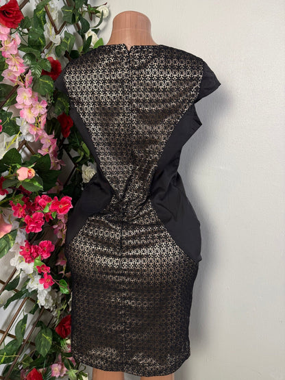 Robe moulante courte sans manche - Perluna Store - kinshasa