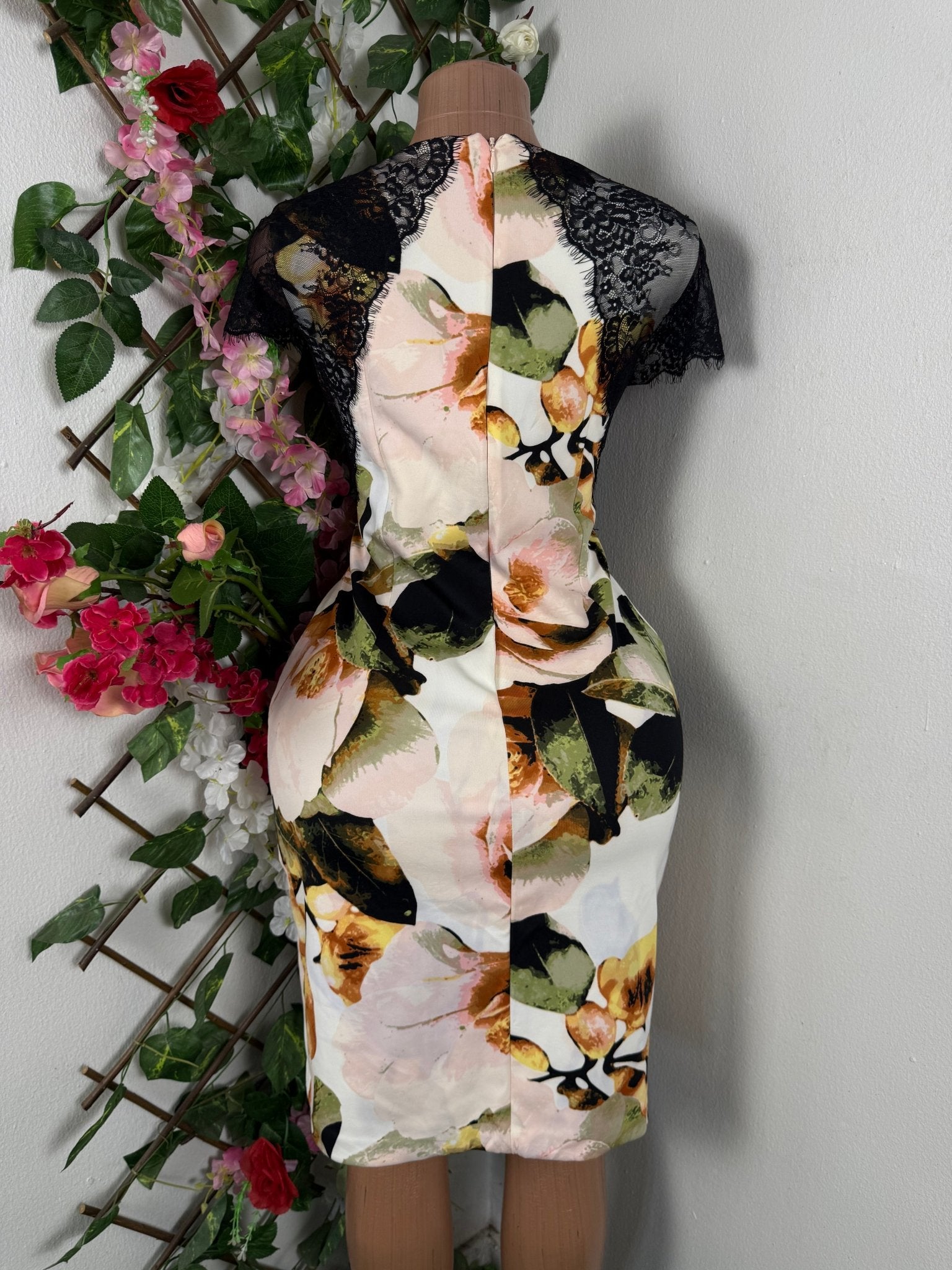Robe moulante courtes drapée - Perluna Store