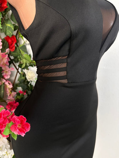 Robe moulante décollecté en V et côtelé voilé sans mache - Perluna Store - kinshasa