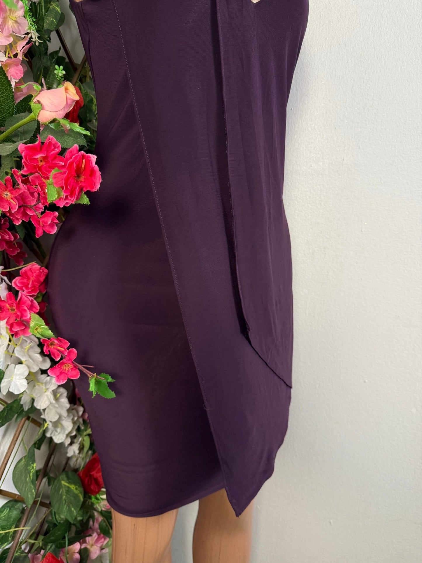 Robe moulante décolleté métal  - Perluna Store - kinshasa