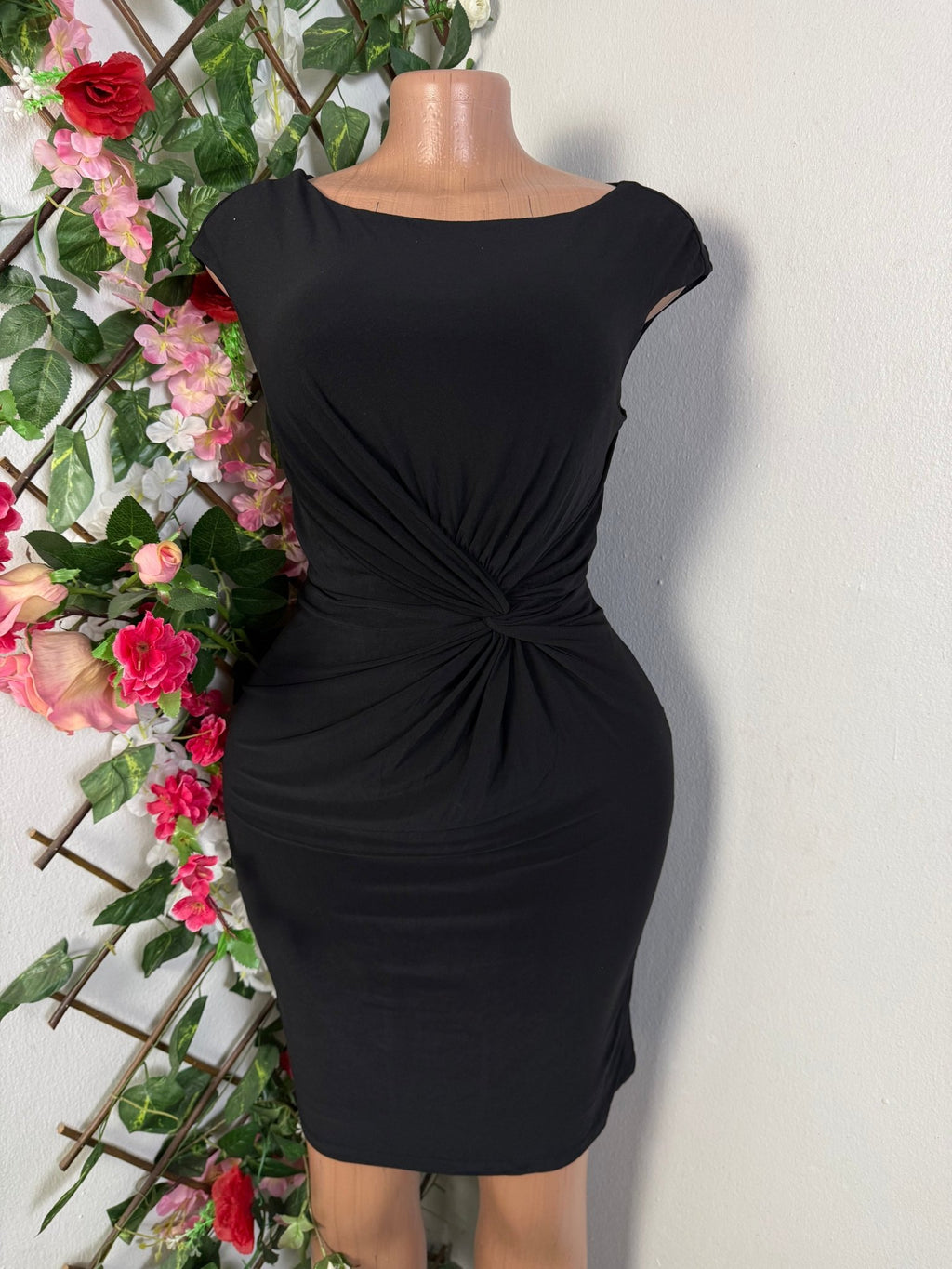 Robe moulante drapé sans manche- - Perluna Store