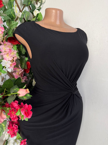 Robe moulante drapé sans manche  - Perluna Store - kinshasa