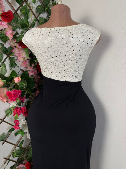 Robe moulante drapée  - Perluna Store - kinshasa