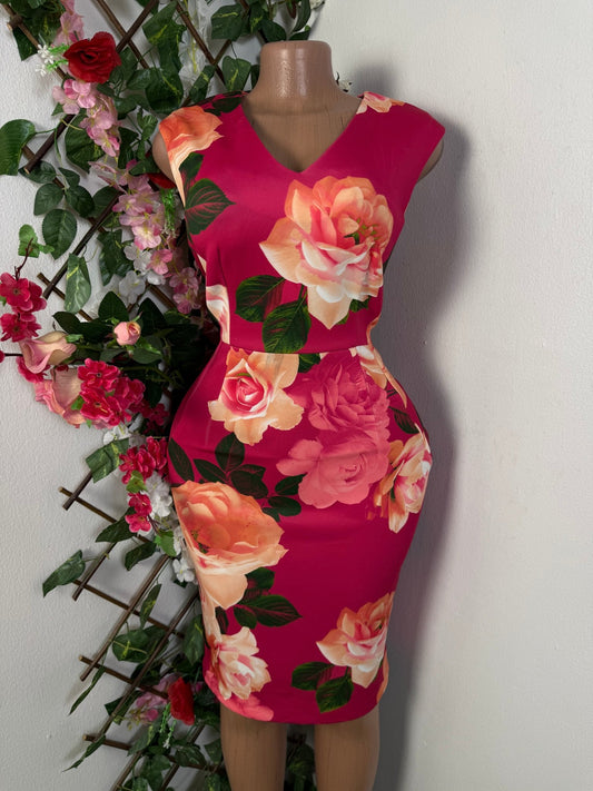 Robe moulante fleurie  - Perluna Store - kinshasa