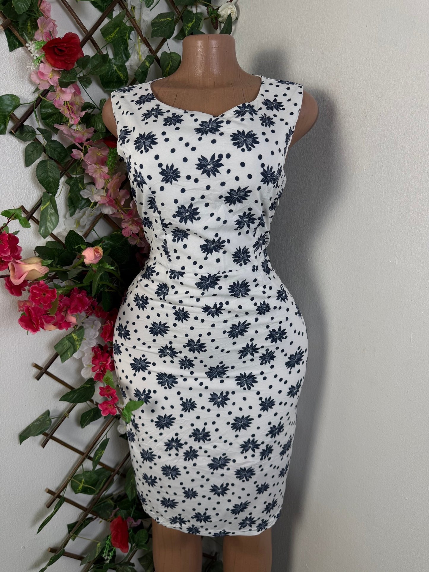 Robe moulante imprimer fleurie - Perluna Store - kinshasa