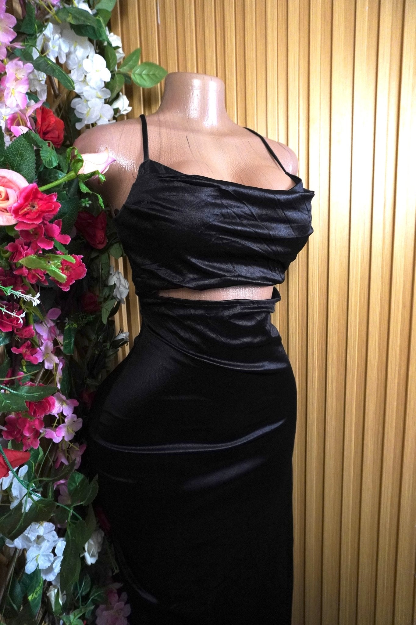 Robe moulante longue à fines bretelles décolletée-L - Perluna Store