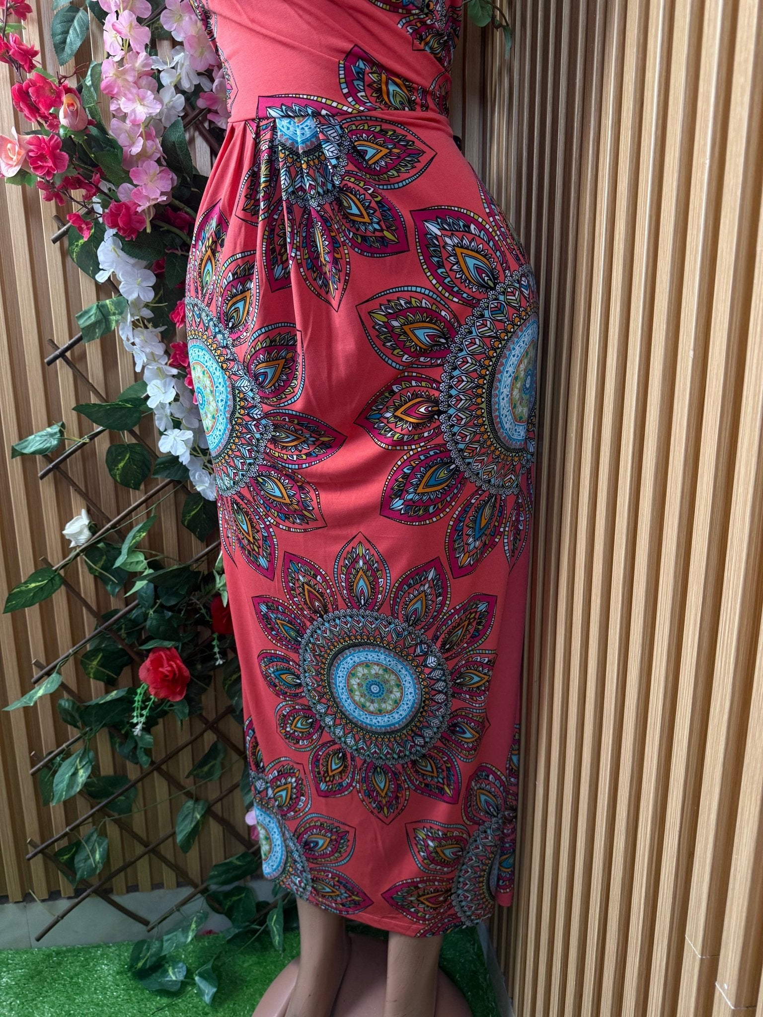Robe moulante longue à fines brtelles - Perluna Store