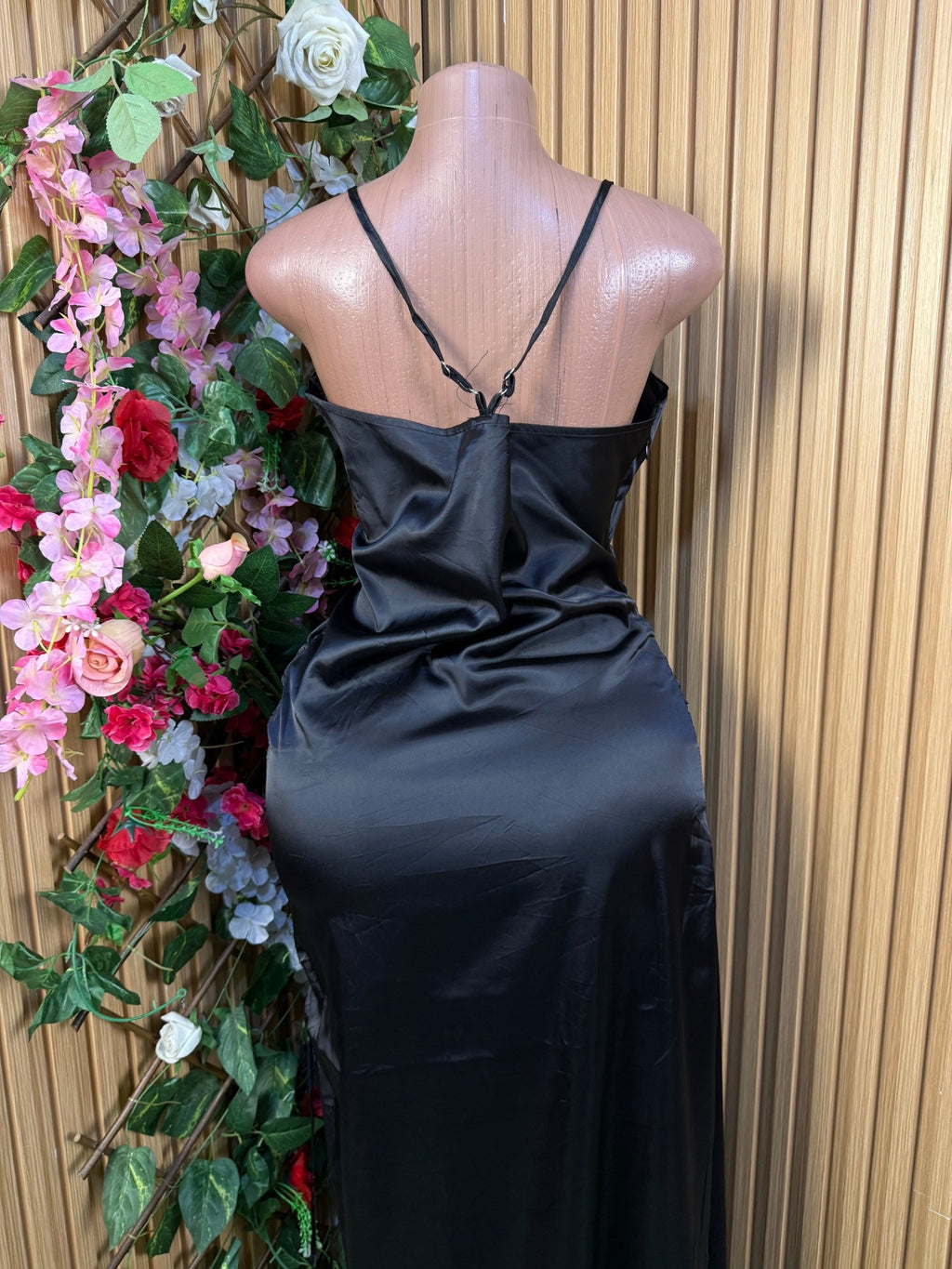 Robe moulante longue à fines brtelles - Perluna Store