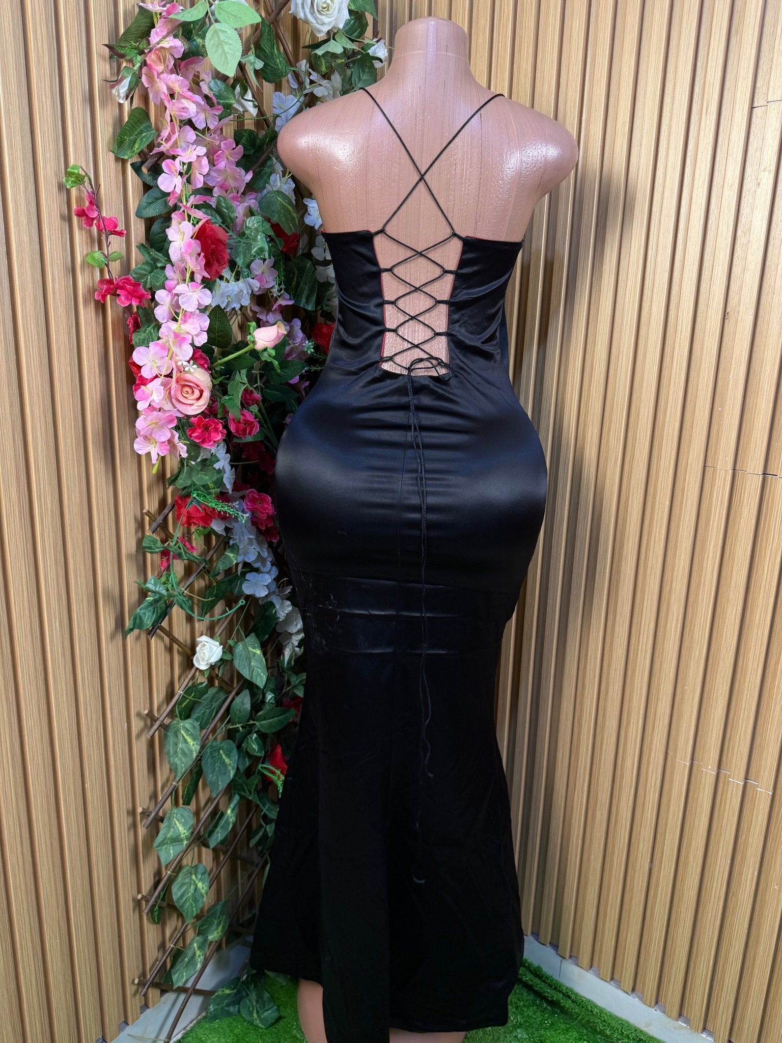 Robe moulante longue à fines brtelles - Perluna Store