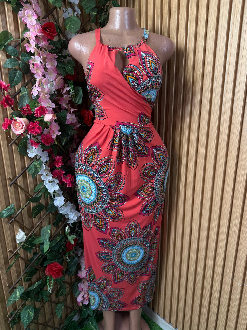 Robe moulante longue à fines brtelles - Perluna Store