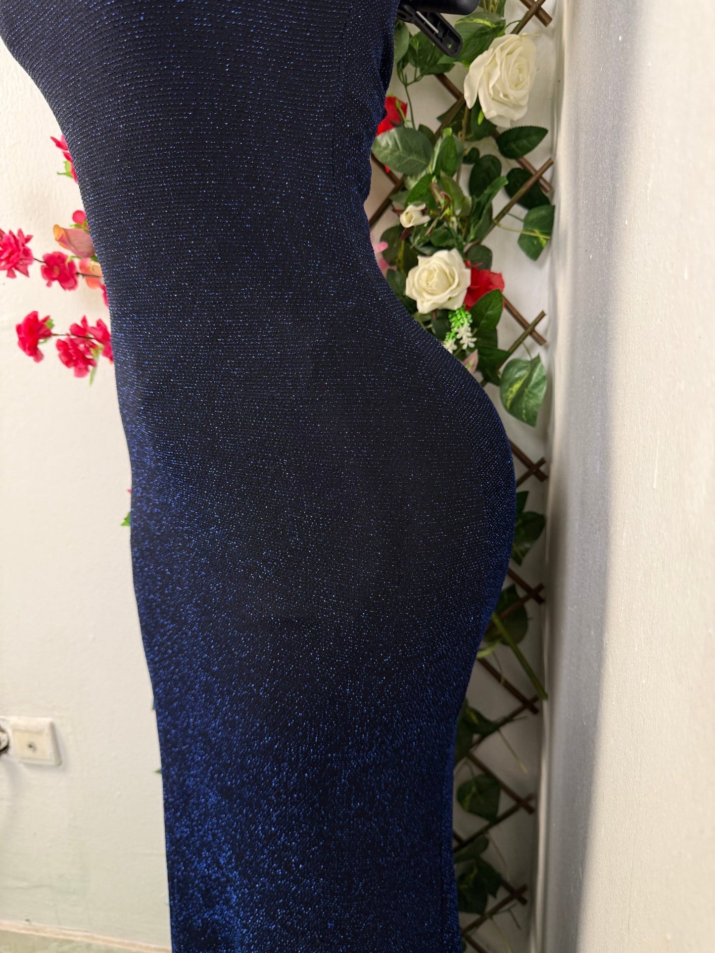 Robe moulante longue à paillète sans manche - Perluna Store - kinshasa