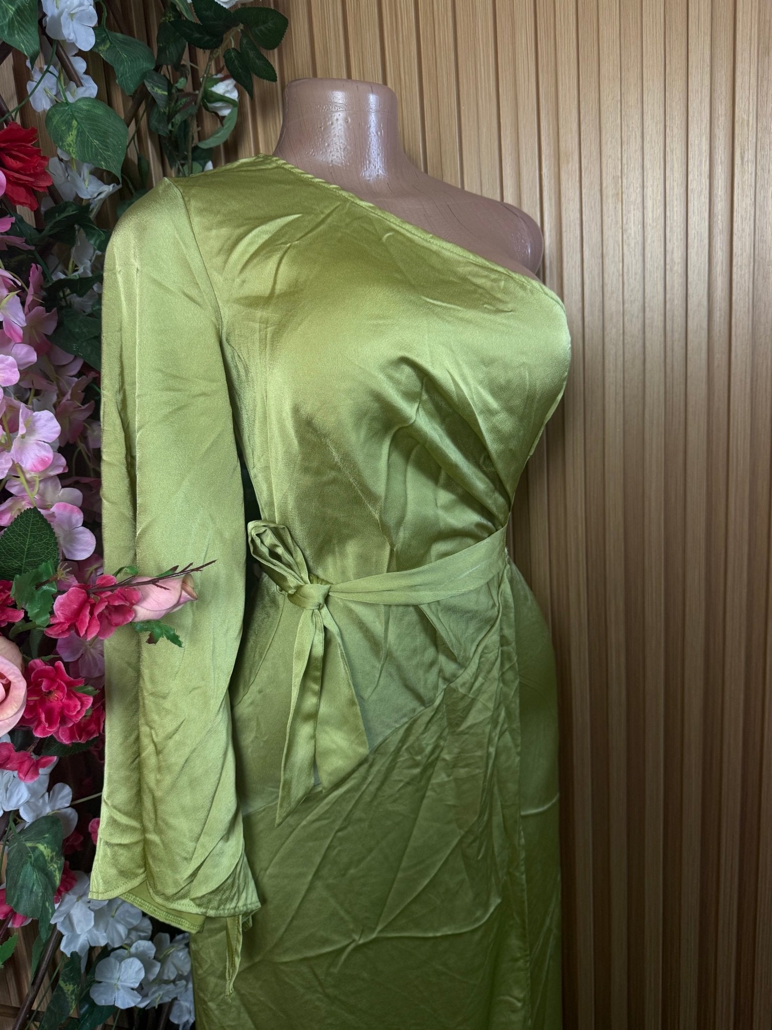 Robe moulante longue à une seule manches ceintrée - Perluna Store