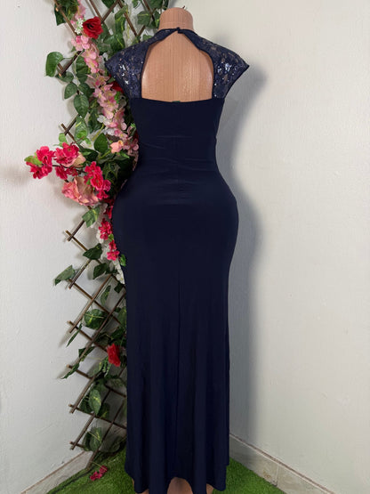 Robe moulante longue colle carré - Perluna Store - kinshasa
