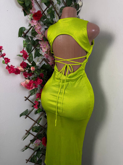 Robe moulante longue dos en lacet - Perluna Store - kinshasa