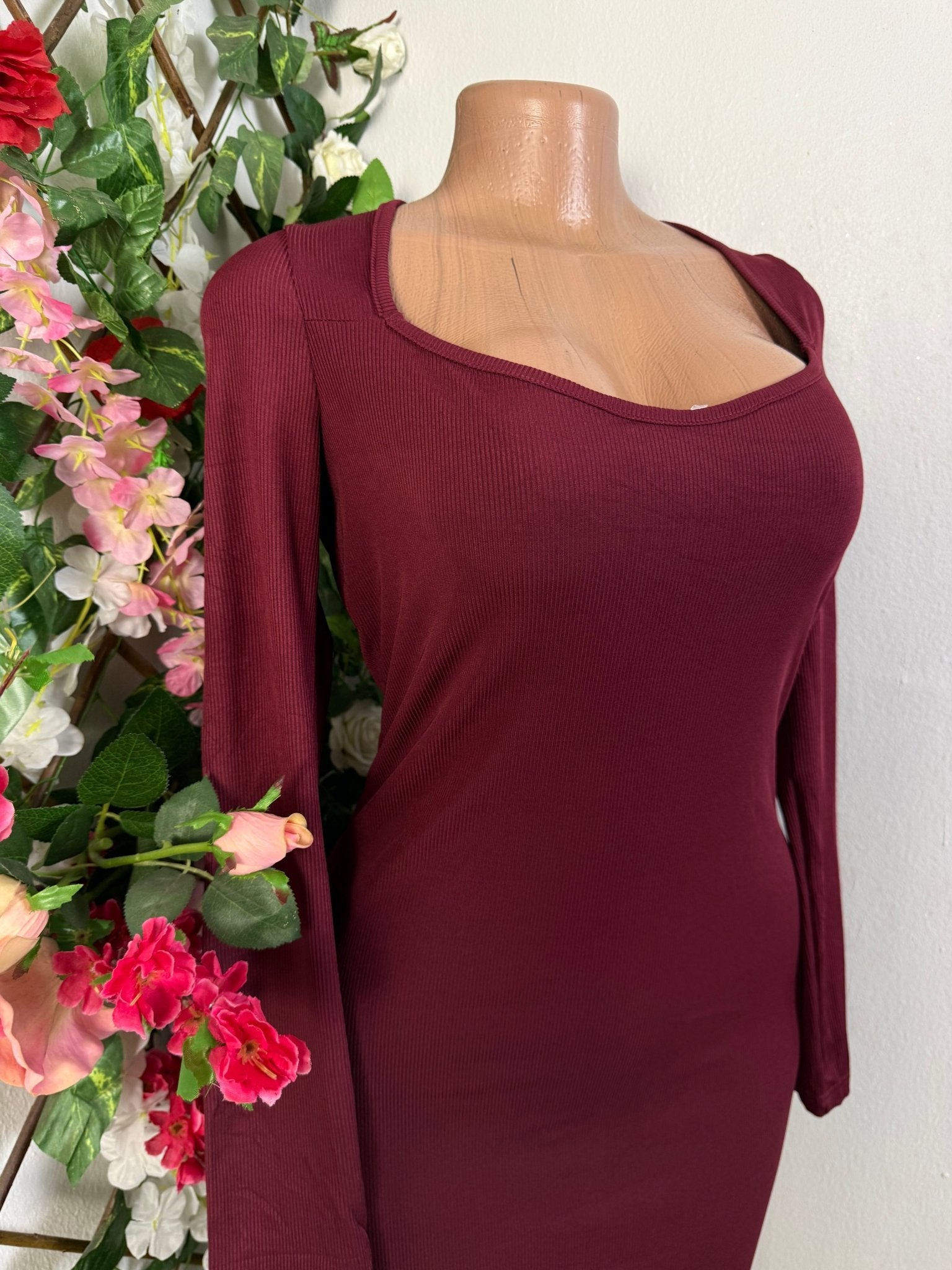 Robe moulante longue manche - Perluna Store - kinshasa