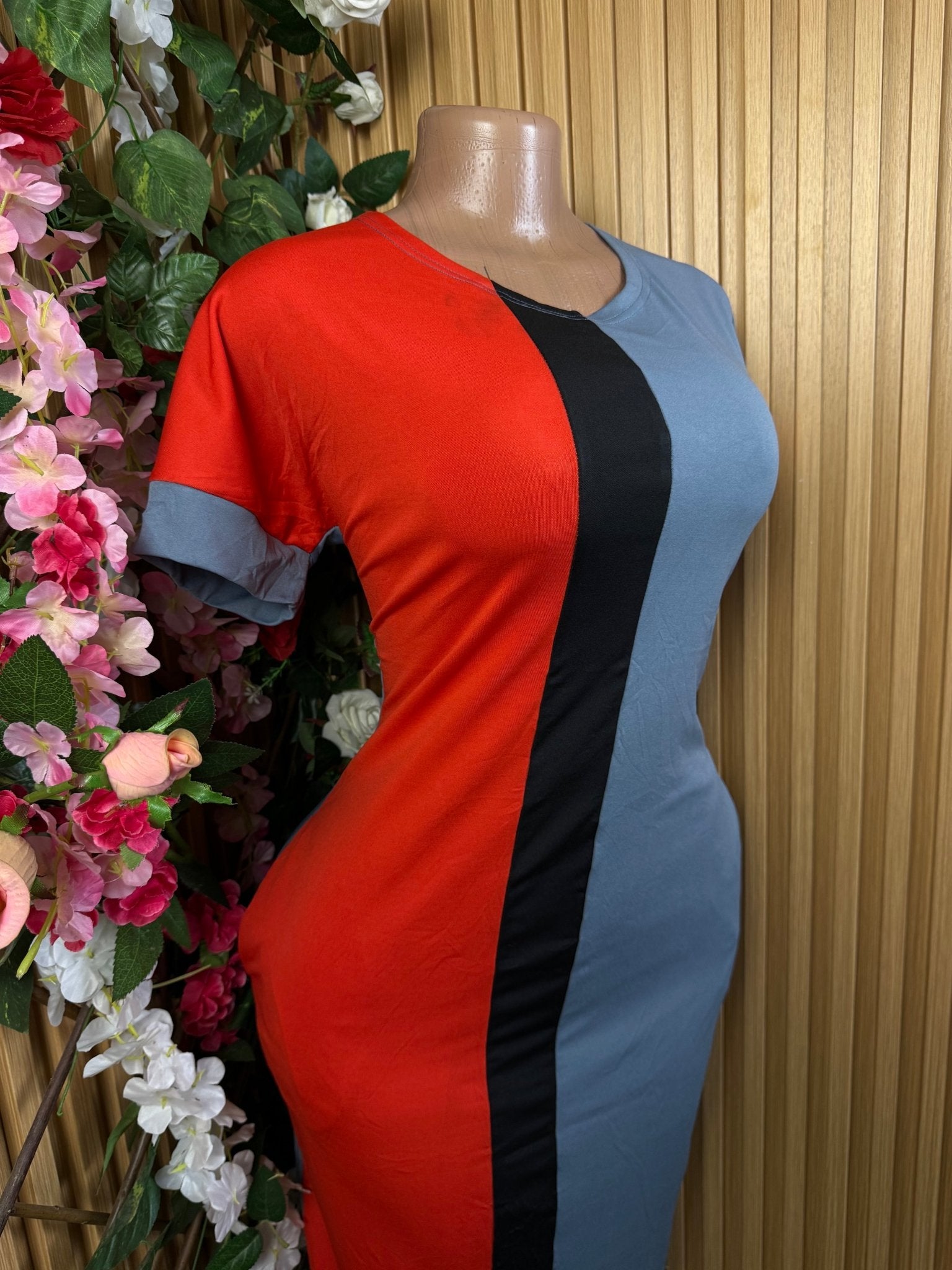 Robe moulante longue manches courtes - Perluna Store