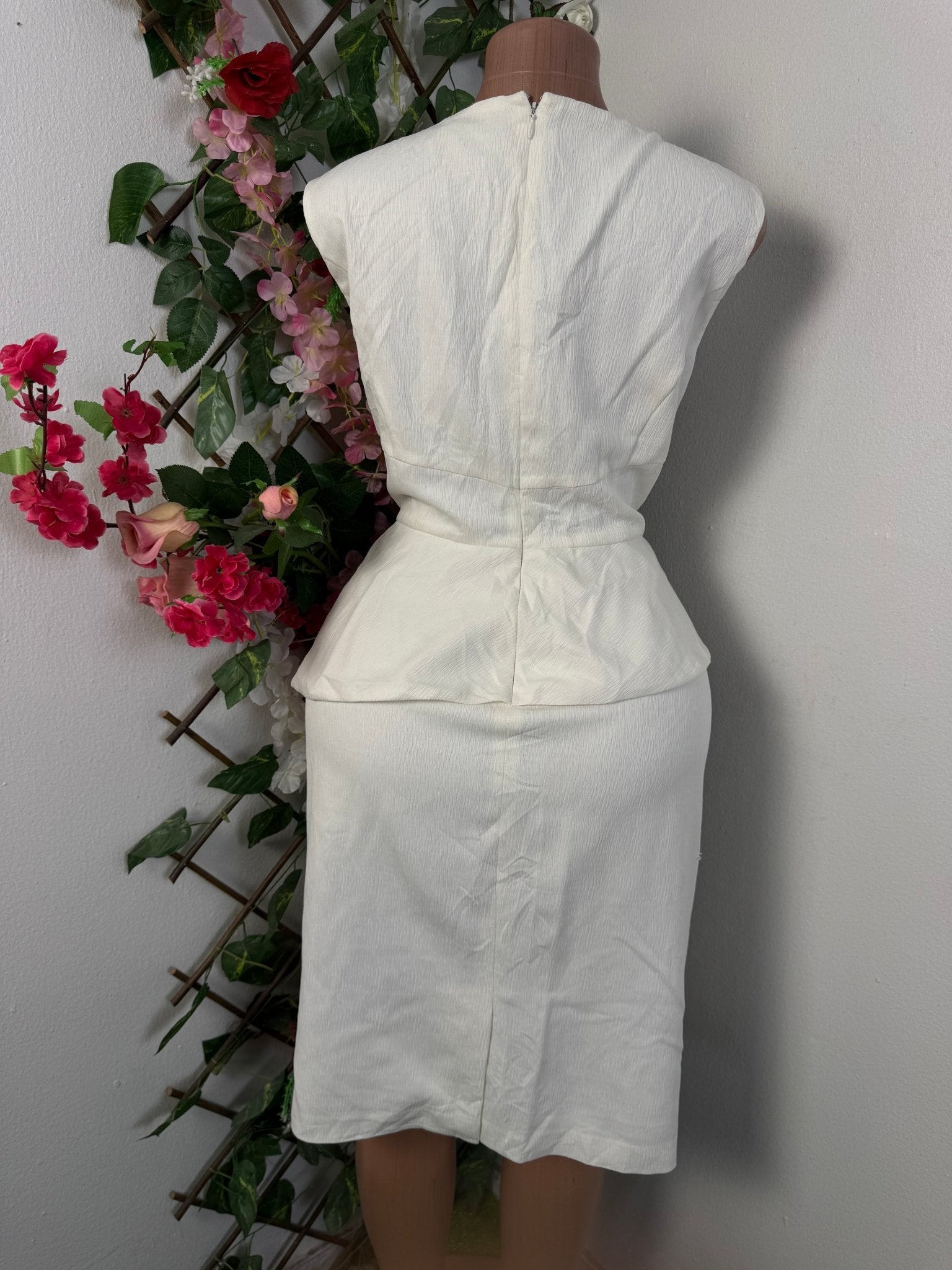 Robe moulante longue sans manche - Perluna Store - kinshasa