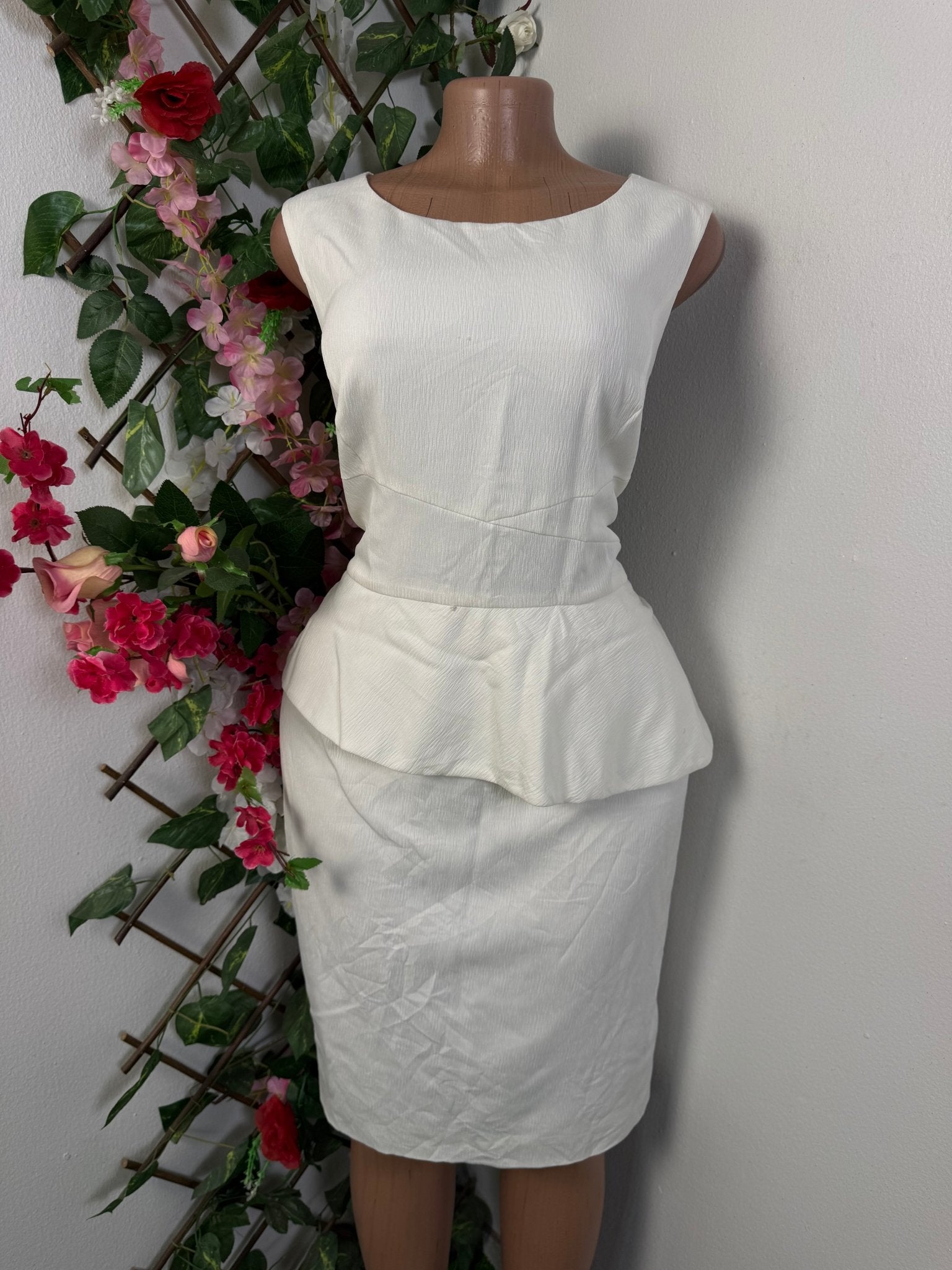 Robe moulante longue sans manche - Perluna Store - kinshasa