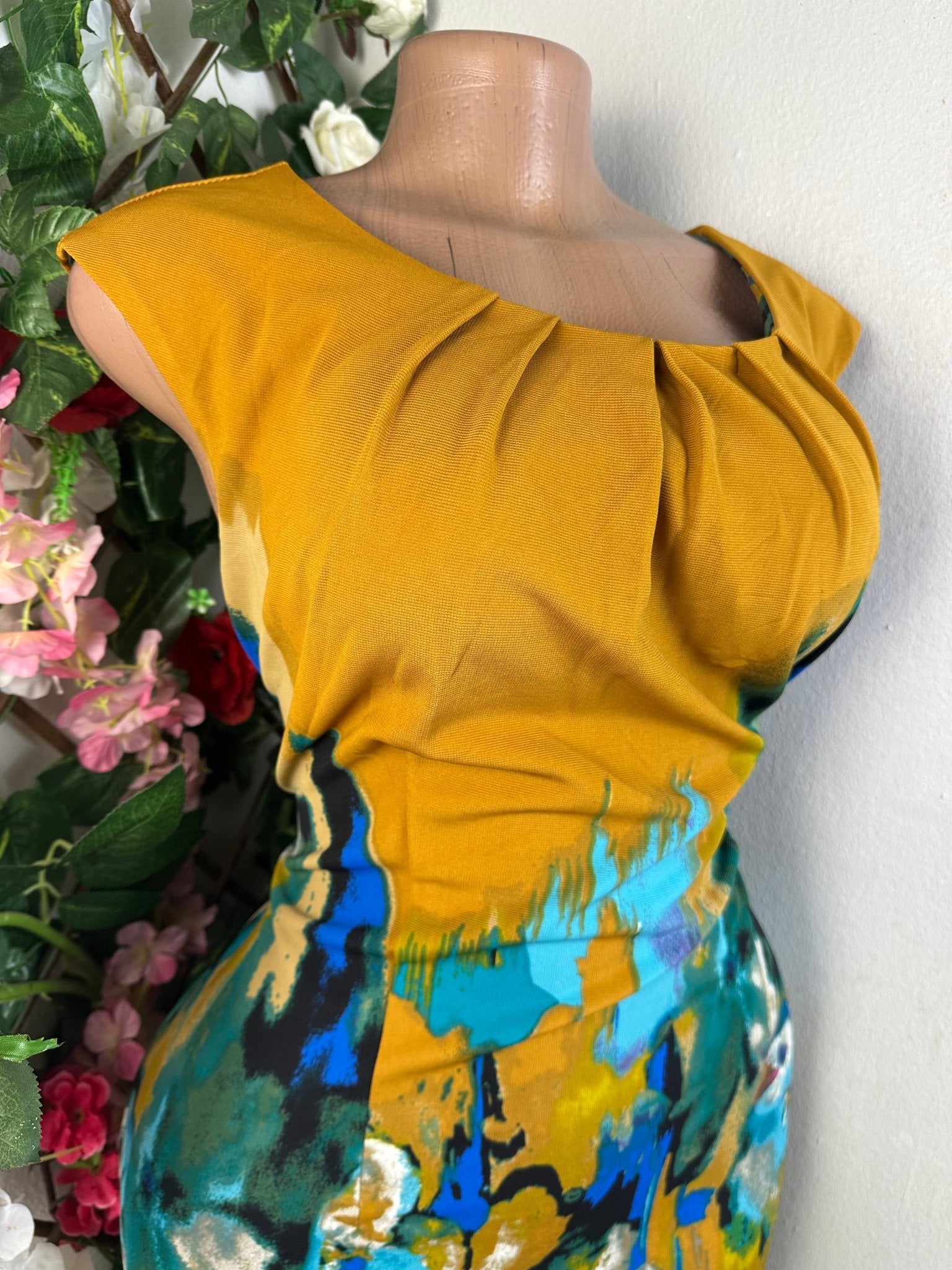 Robe moulante longue sans manches - Perluna Store