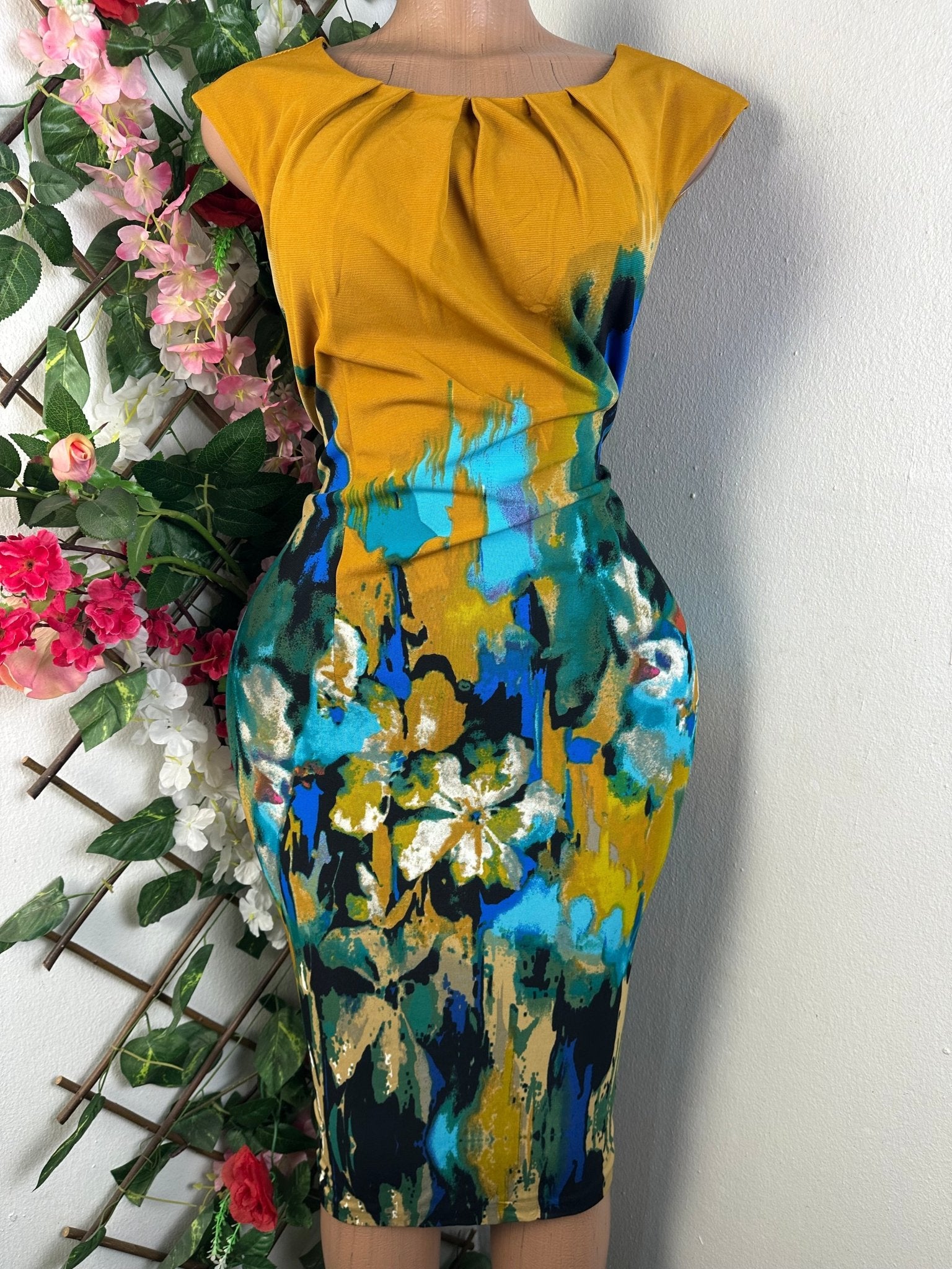 Robe moulante longue sans manches - Perluna Store