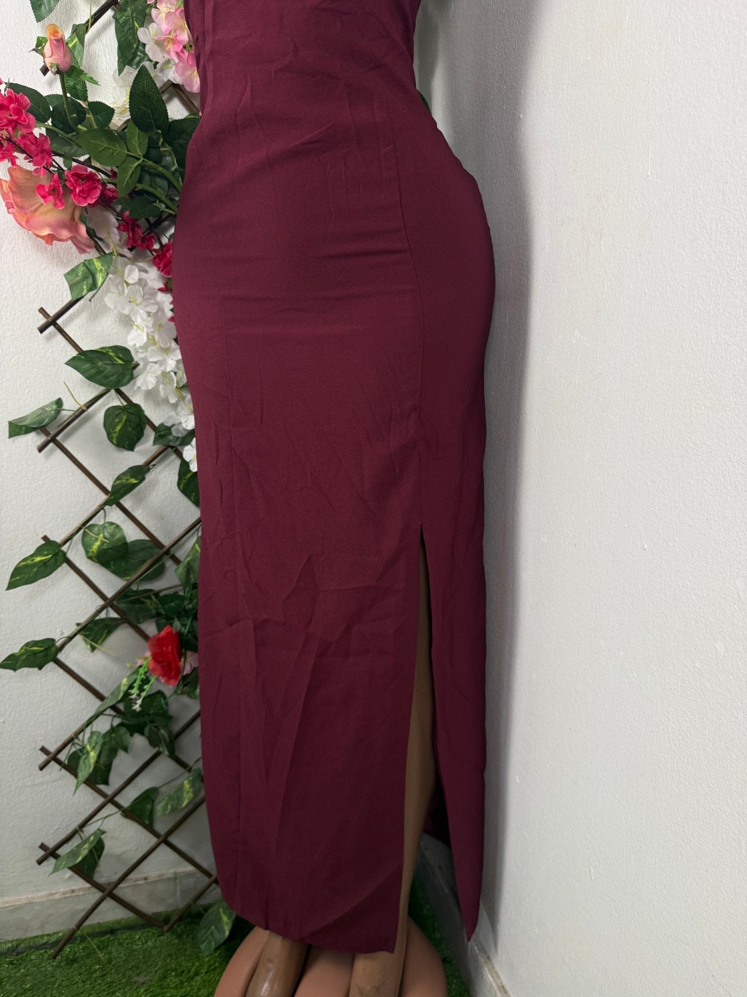 Robe moulante longue slim à fine bretelles - Perluna Store