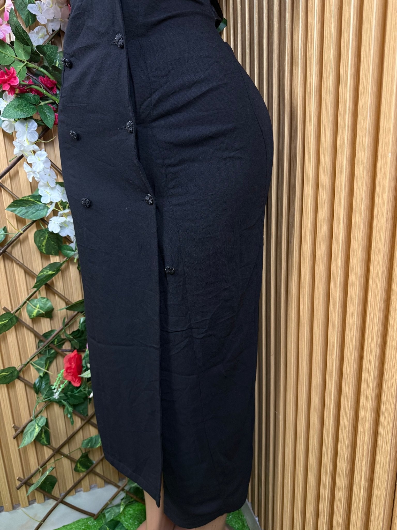 Robe moulante longue slim sans manches décollectée - Perluna Store