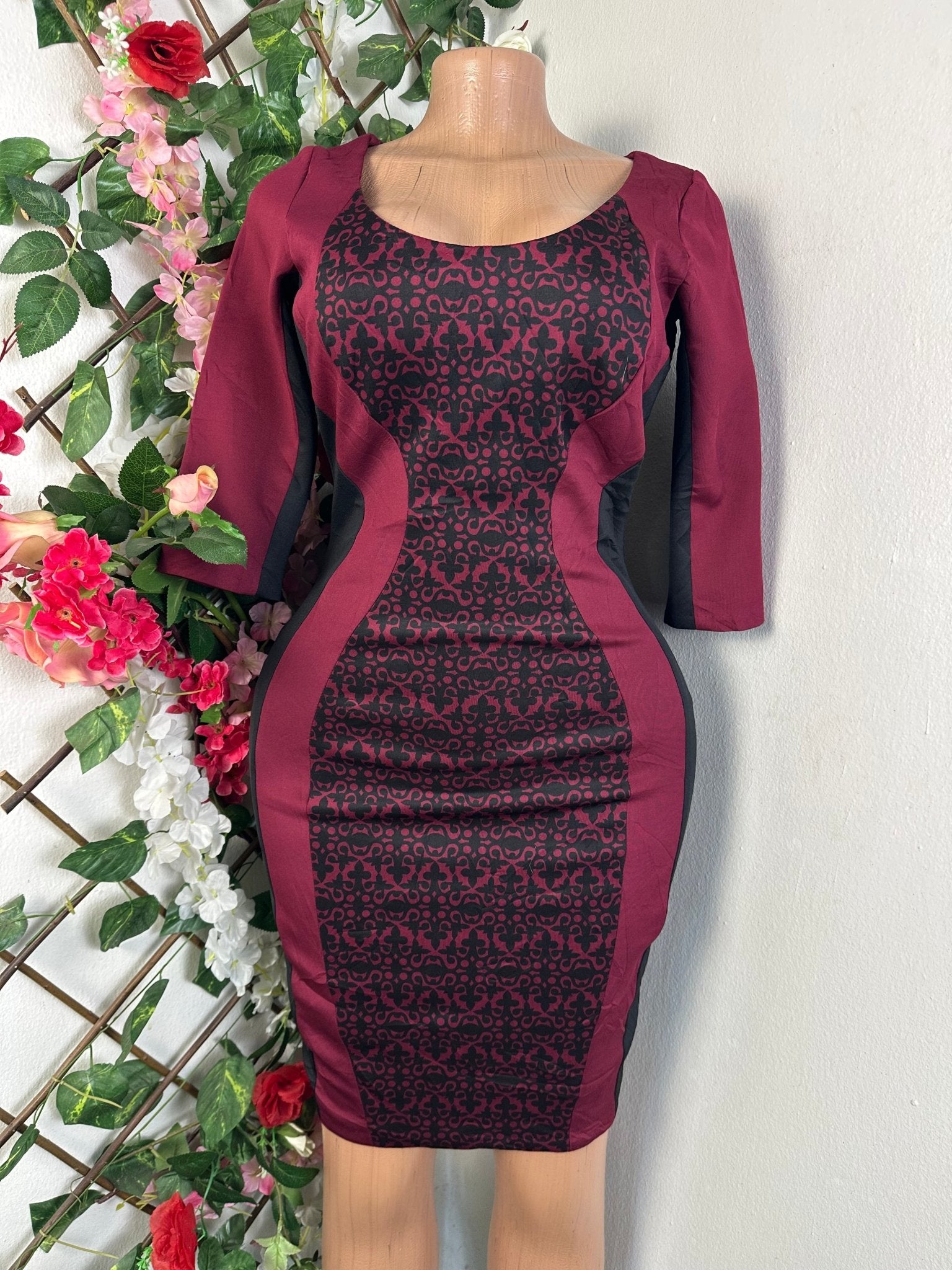 Robe moulante manches 3/4 drapée - Perluna Store - kinshasa