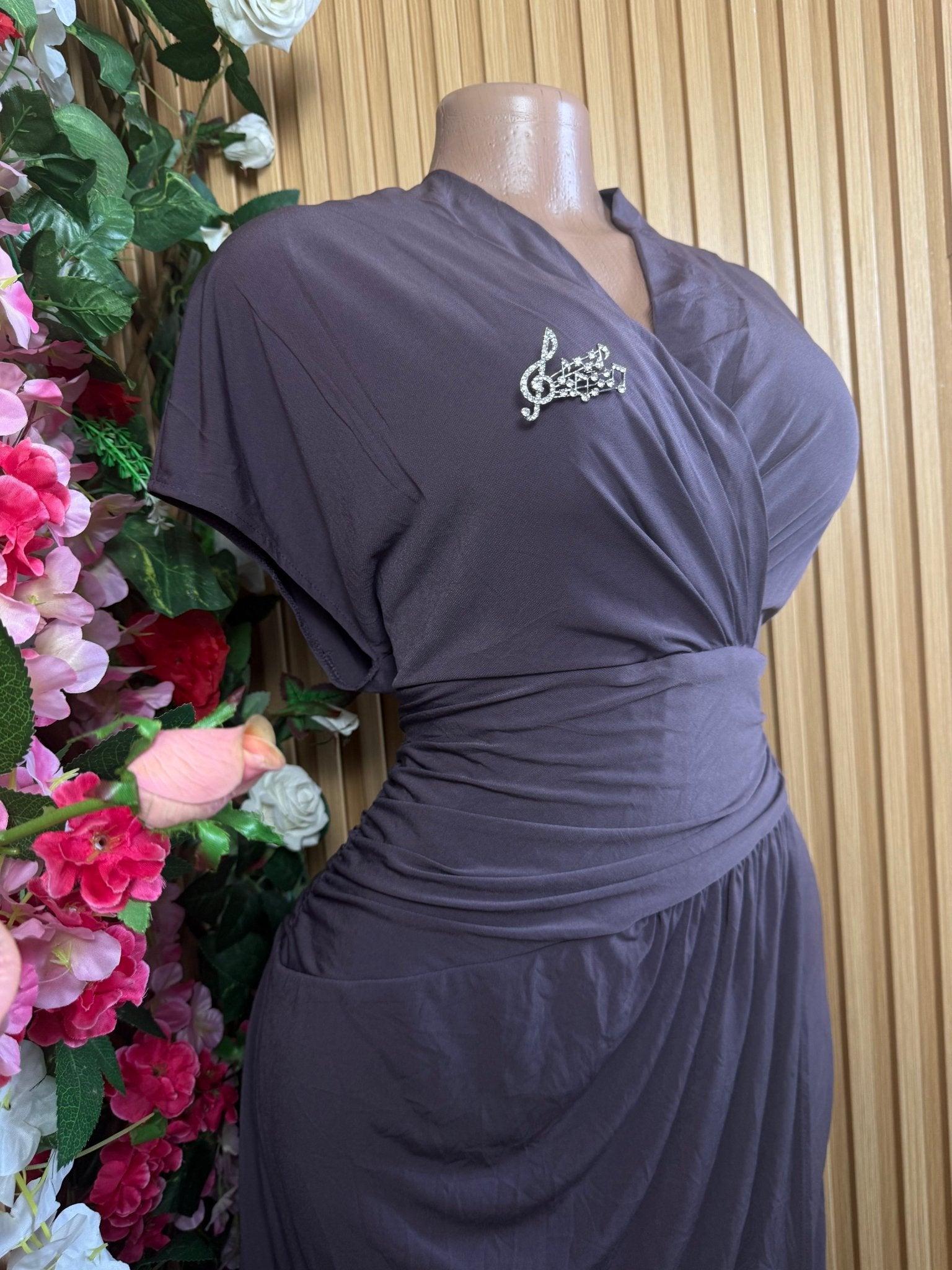 Robe moulante manches courtes ceintrée - Perluna Store