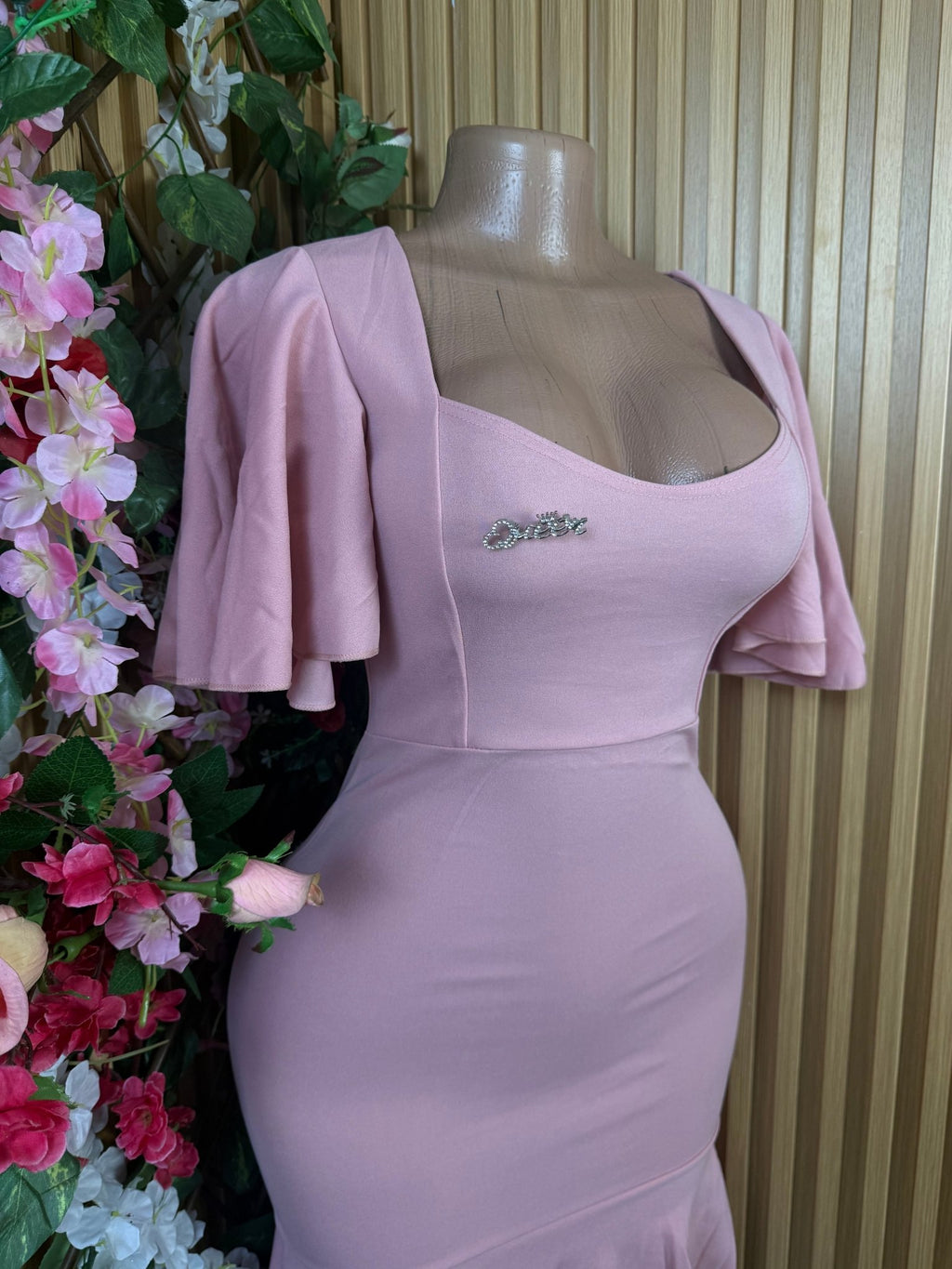 Robe moulante manches courtes décolletéé-S - Perluna Store