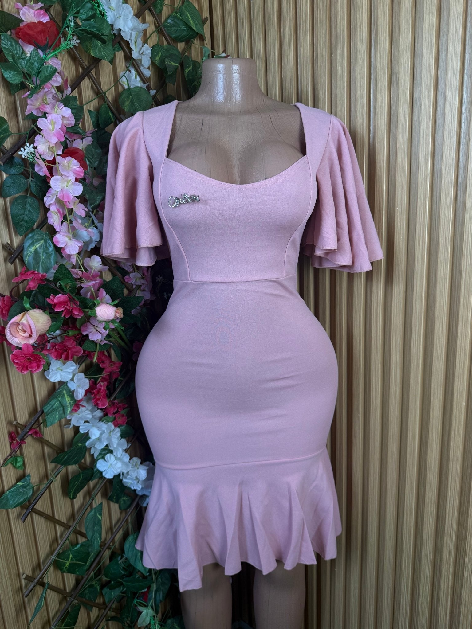 Robe moulante manches courtes décolletéé-S - Perluna Store