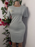 Robe moulante manches courtes drapée - Perluna Store