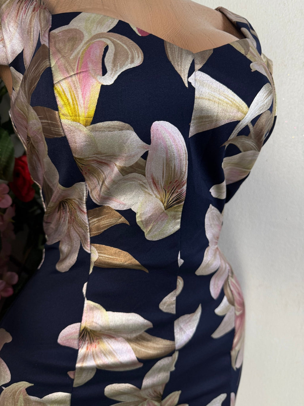 Robe moulante manches courtes imprimée fleurie - Perluna Store