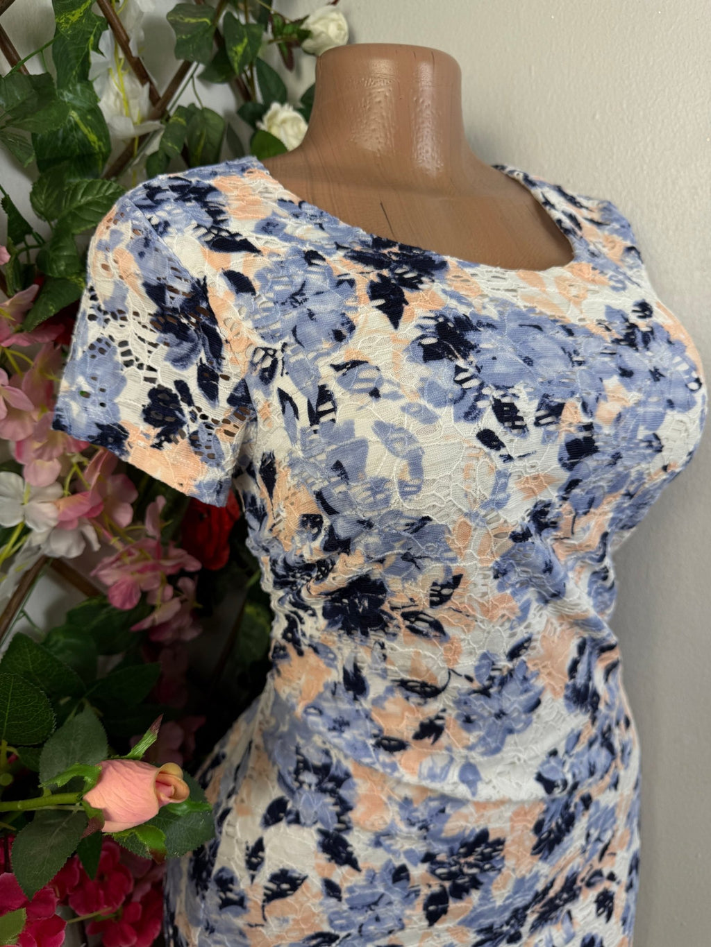 Robe moulante manches courtes imprimée fleurie - Perluna Store