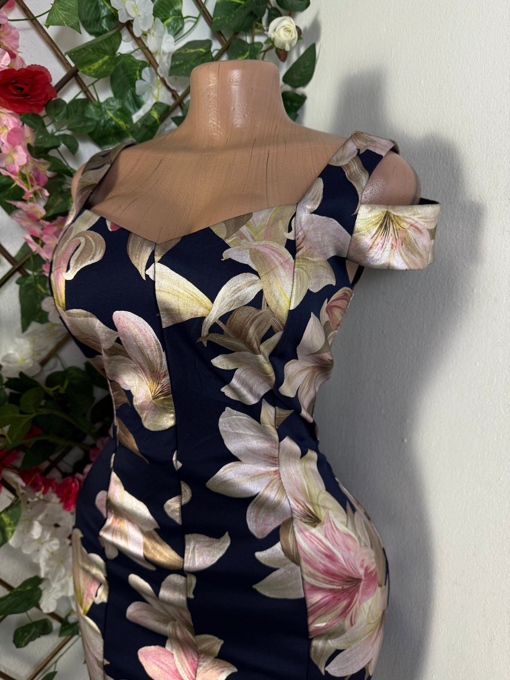 Robe moulante manches courtes imprimée fleurie - Perluna Store