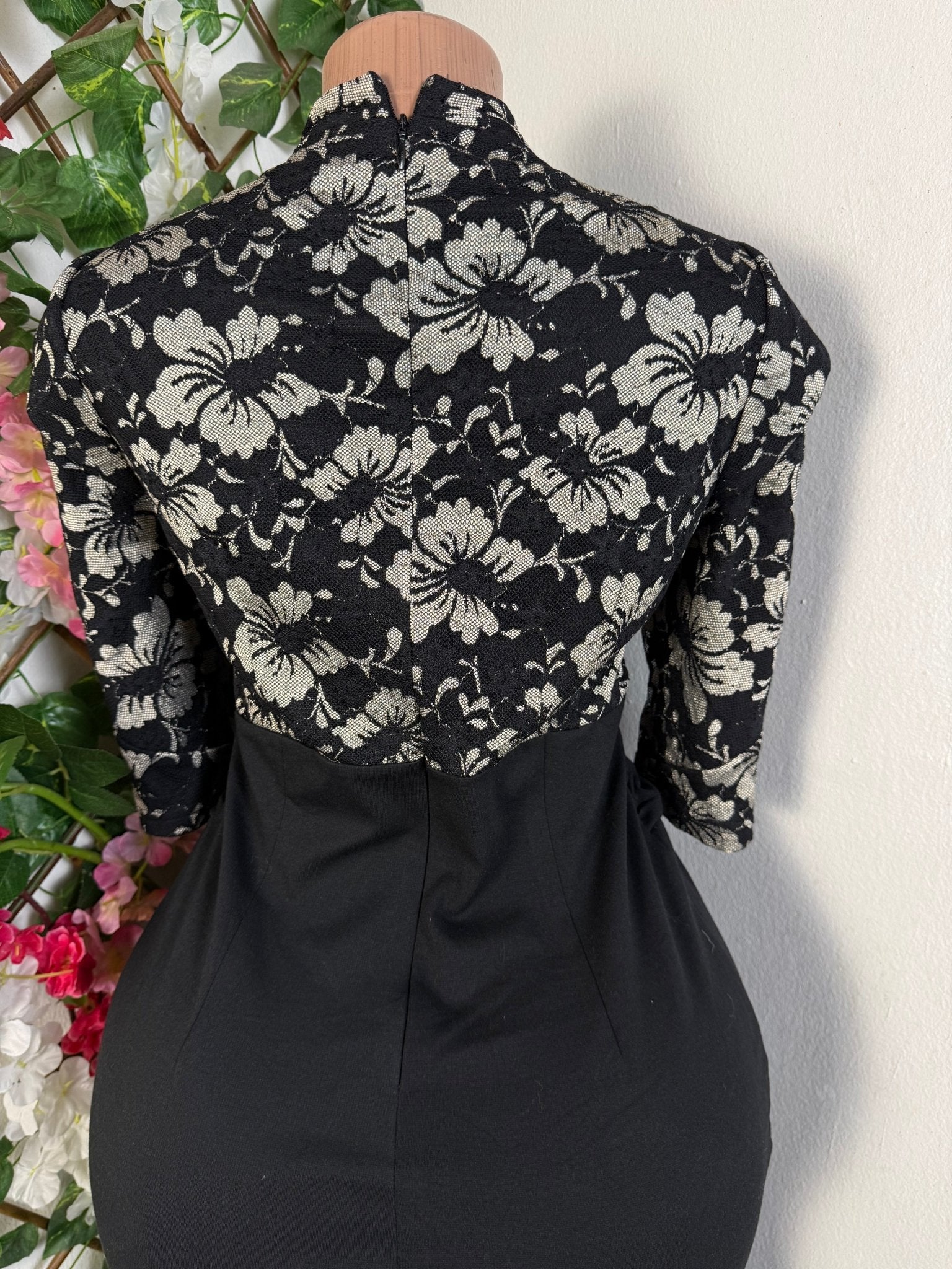 Robe moulante manches courtes - Perluna Store