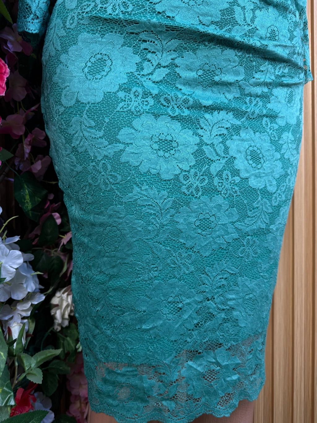 Robe moulante manches décolletée - Perluna Store