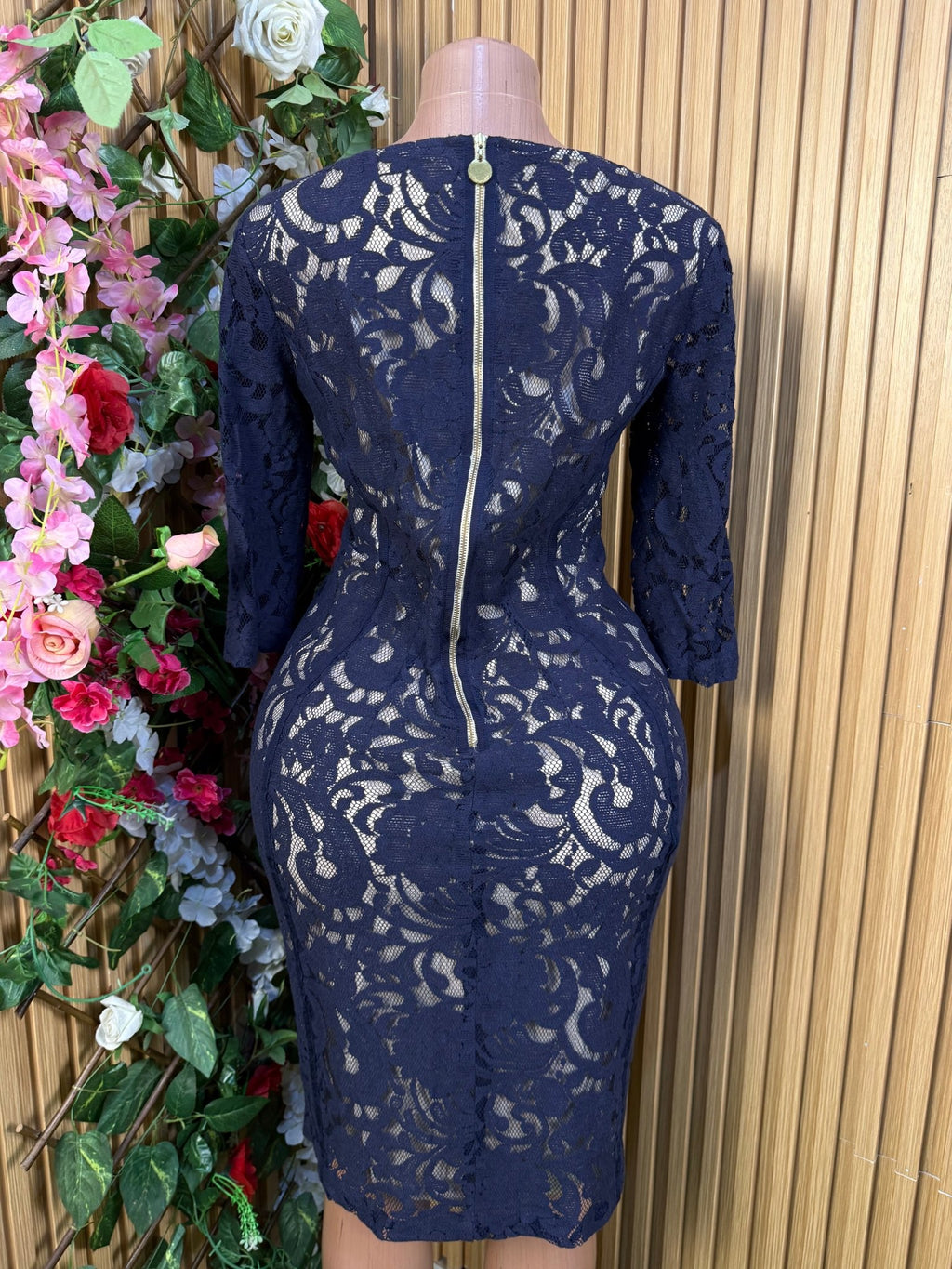 Robe moulante manches longue décolletée - Perluna Store