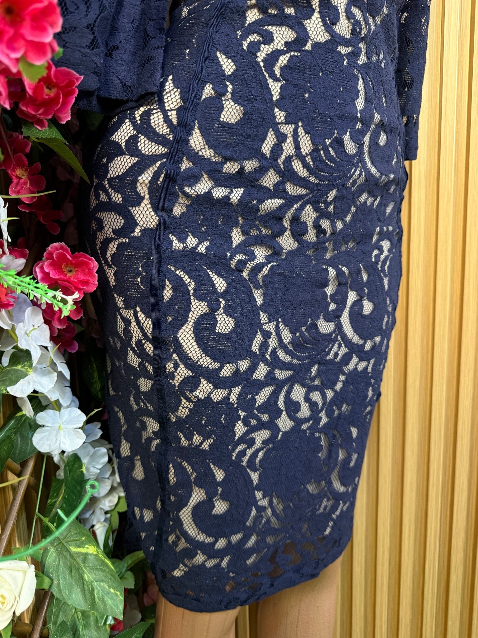 Robe moulante manches longue décolletée - Perluna Store