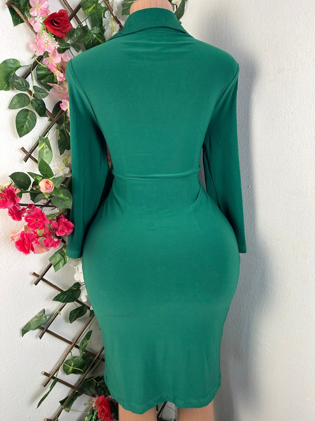 Robe moulante manches longues col chemise - Perluna Store - kinshasa